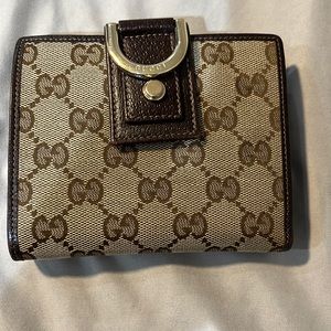Gucci wallet